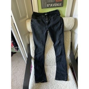 Mid-rise Stovepipe Black Jeans